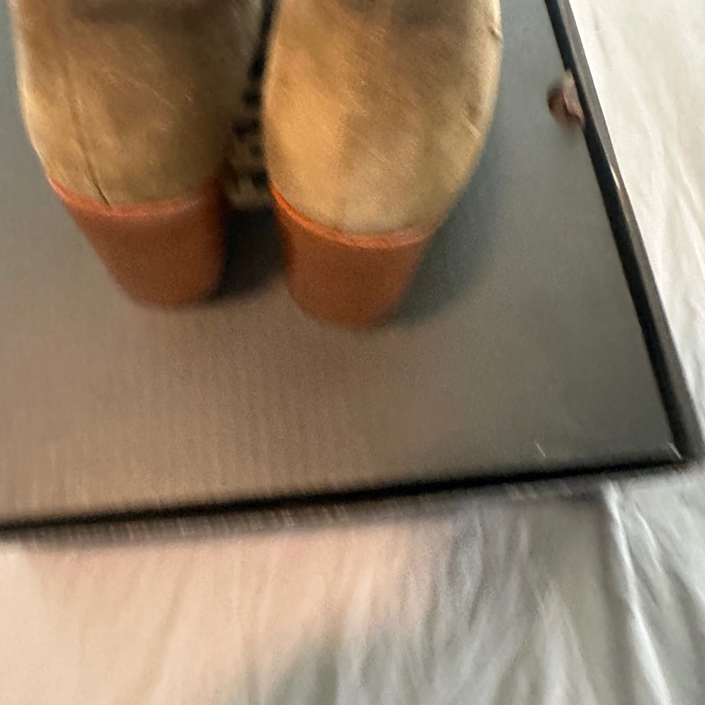 Frye Danica Peep Bootie Sand Suede Open Toe Ankle Boots 78034 8.5 M - Picture 3 of 7